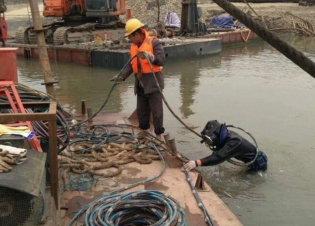 中阳潜水封堵打捞